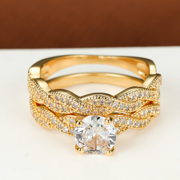 Simple Golden Four-claw Round Ring - Image 8