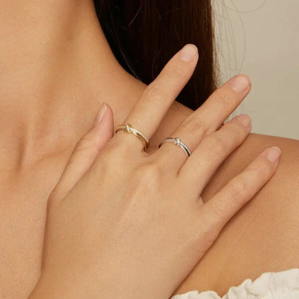 Women's Simple Fashion Ring - Image 4